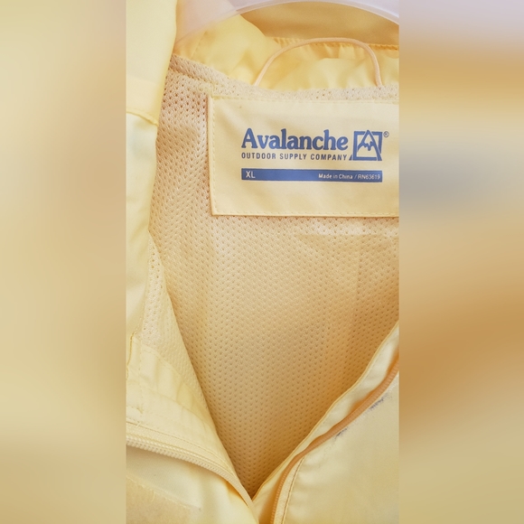 Avalanche Outdoor Supply Company Weather Shield Jacket size XL - Picture 9 of 12